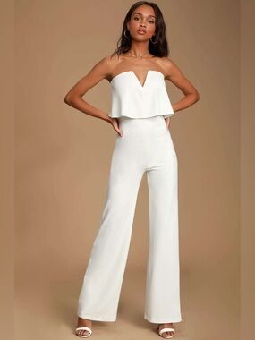 NWT Lulus White Strapless Wide Leg Jumpsuit XS 32.5 Inseam